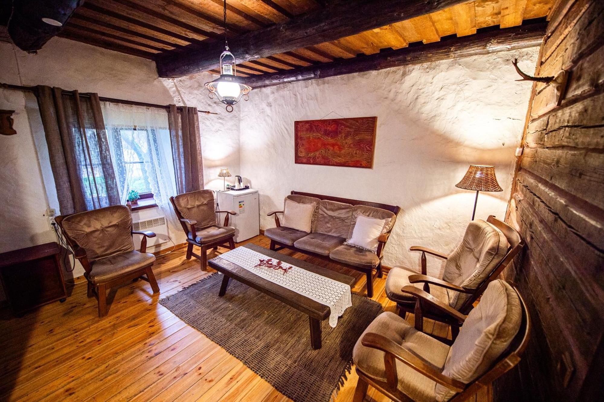 Ruunawere Hotel Nõmmealuse Buitenkant foto