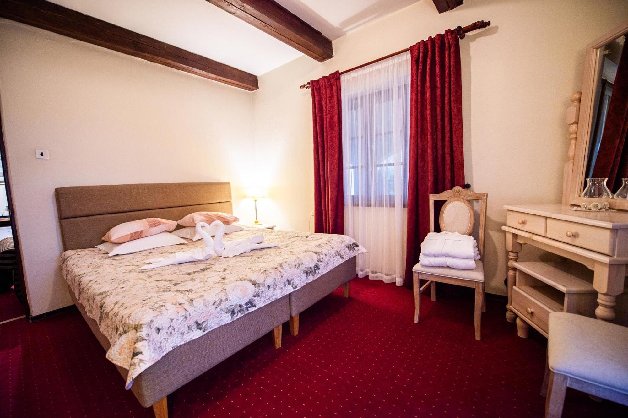 Ruunawere Hotel Nõmmealuse Buitenkant foto